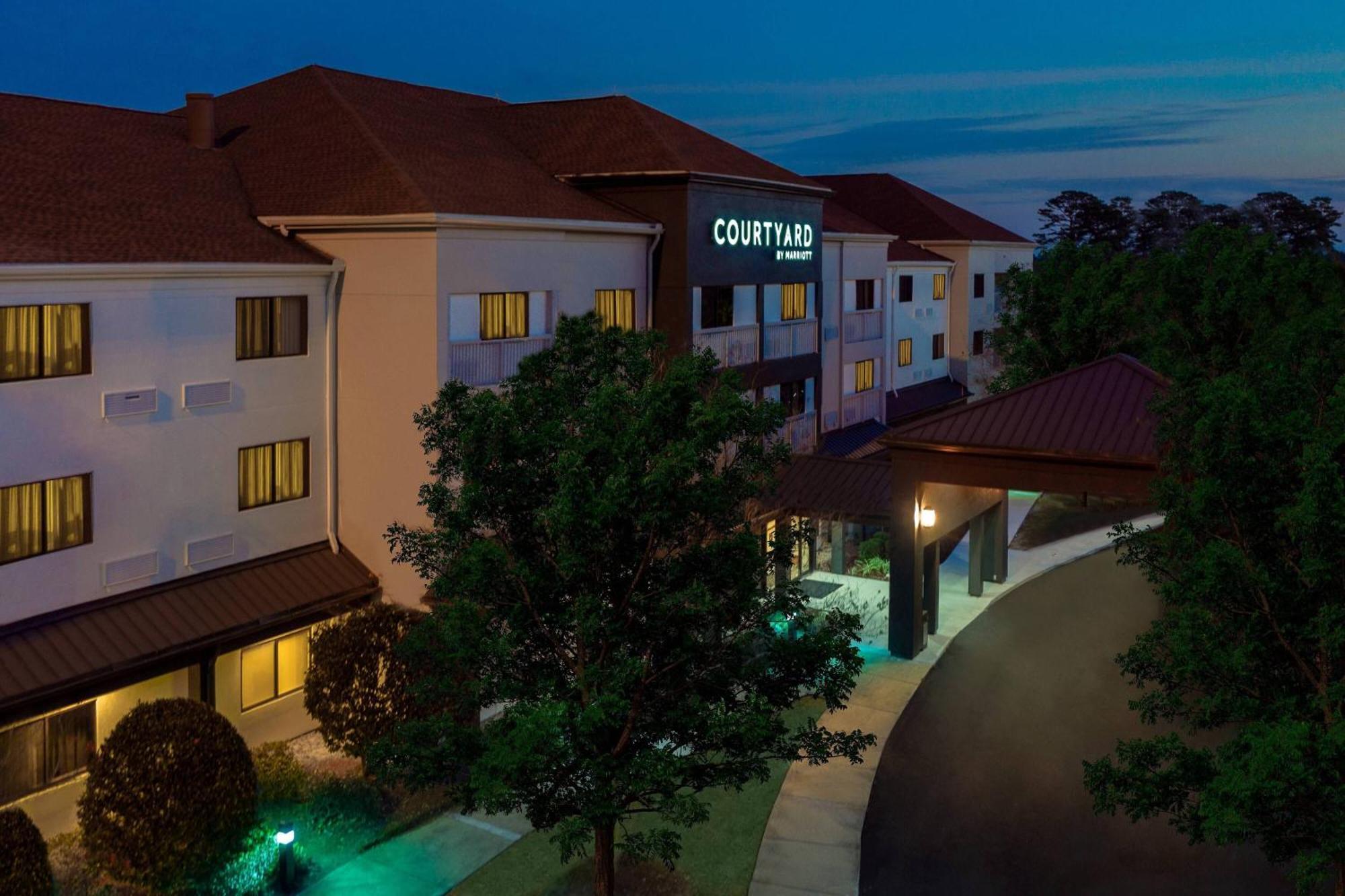 Courtyard Tallahassee North/I-10 Capital Circle Exterior foto